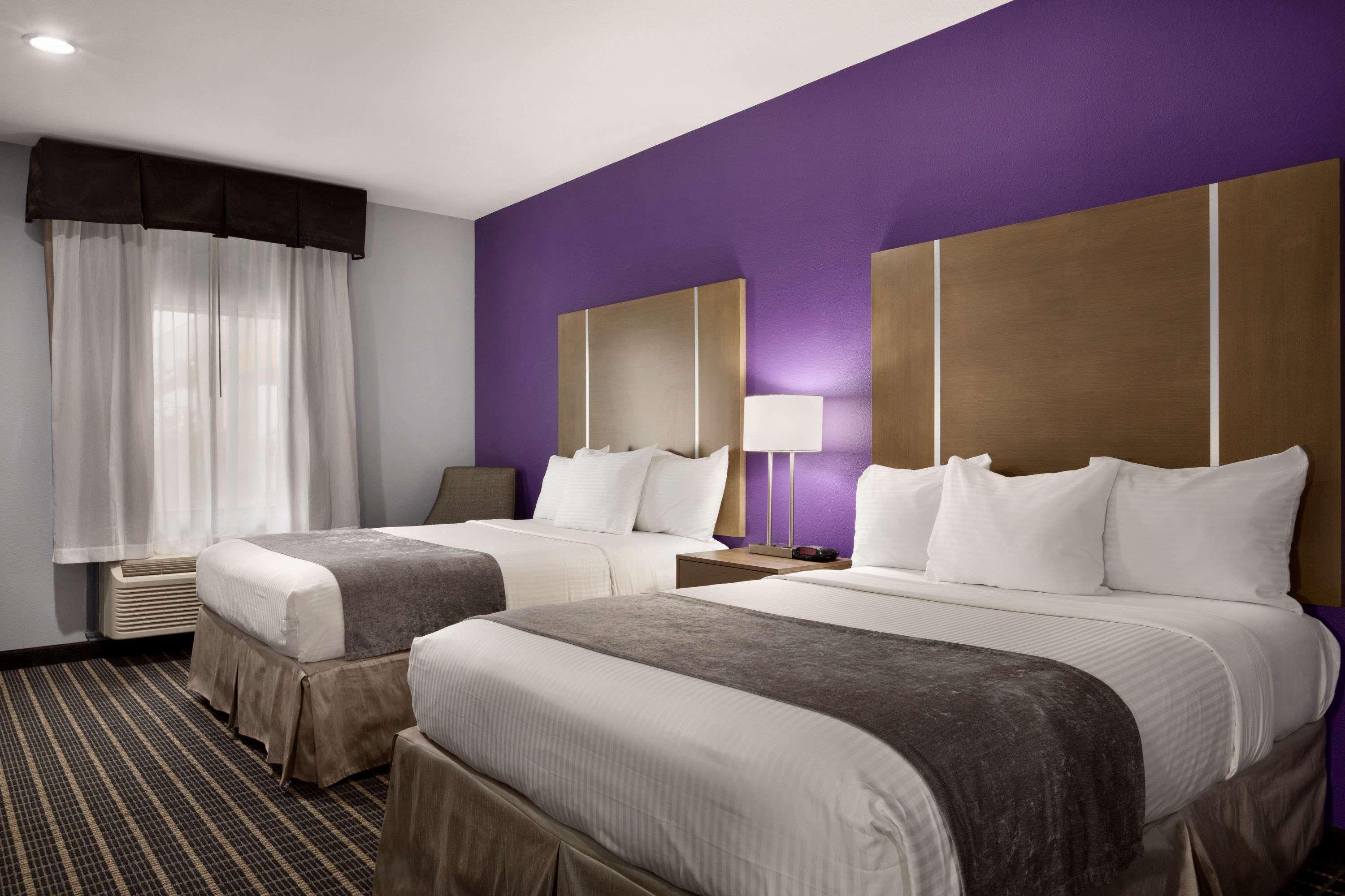 Days Inn By Wyndham Odessa Εξωτερικό φωτογραφία