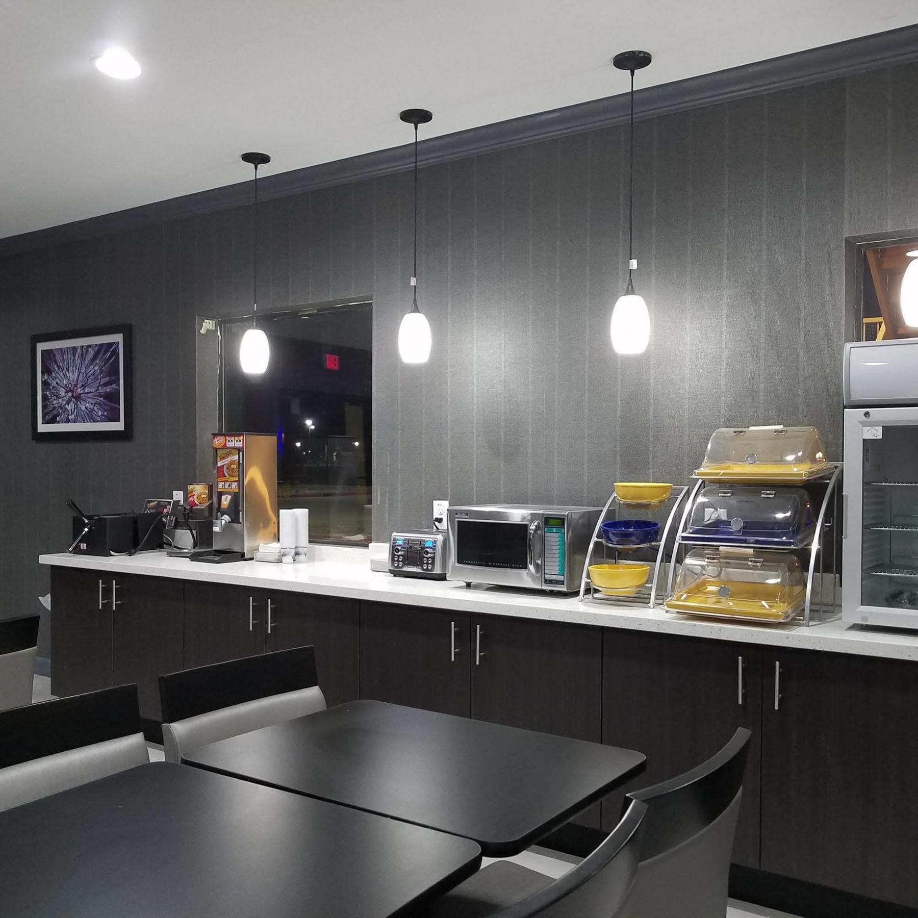 Days Inn By Wyndham Odessa Εξωτερικό φωτογραφία